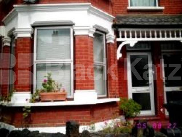 			2 Bedroom, 1 bath, 1 reception Ground Floor Maisonette			 South View Road, CROUCH END N8